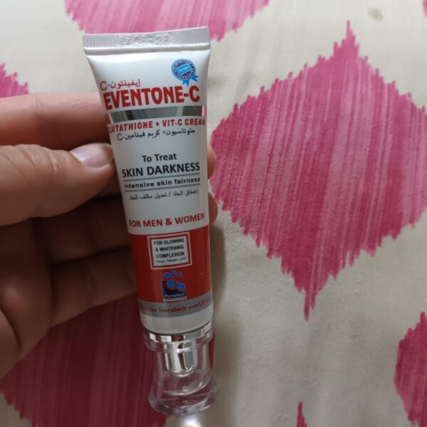 eventone c cream in hand, eventone c cream review